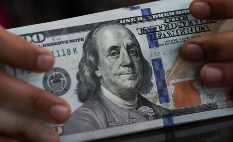 Dólar recua pelo segundo dia seguido com avanço das esperanças de cessar-fogo no Oriente Médio