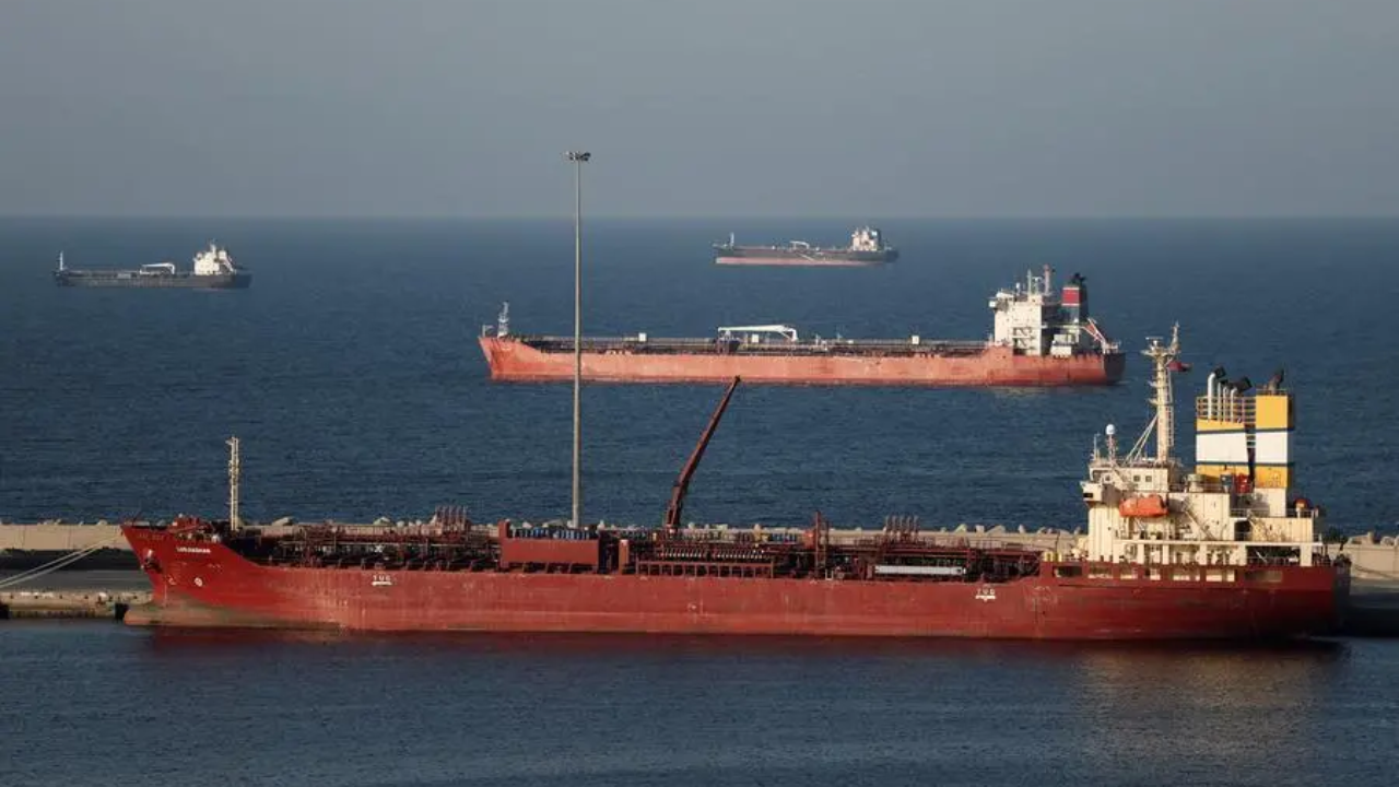 O GCC respondeu por 8% das importações de petróleo bruto dos EUA em 2025: o que a análise da EIA revela sobre fluxos, refinarias e a mudança na dinâmica dos preços