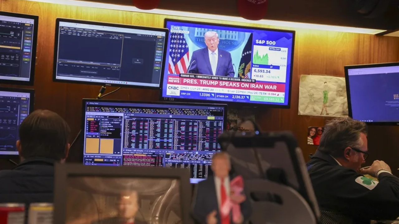 Wall Street abre em queda antes do prazo imposto por Trump ao Irã