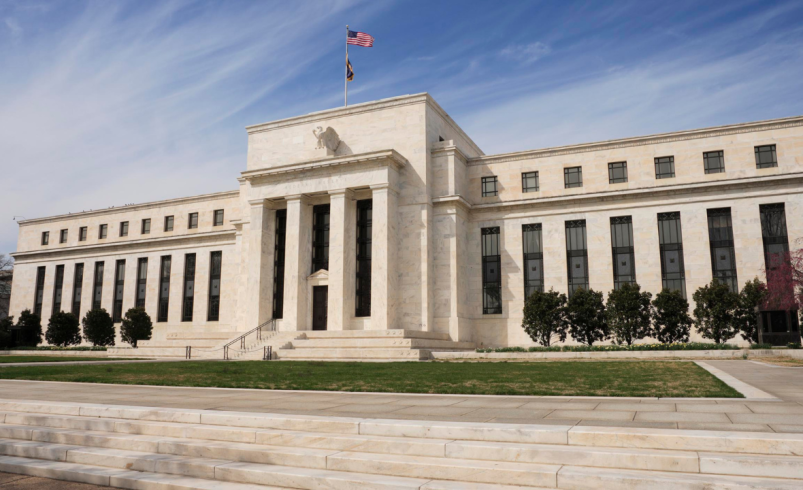 Fed: guerra no Irã limita visibilidade sobre os juros