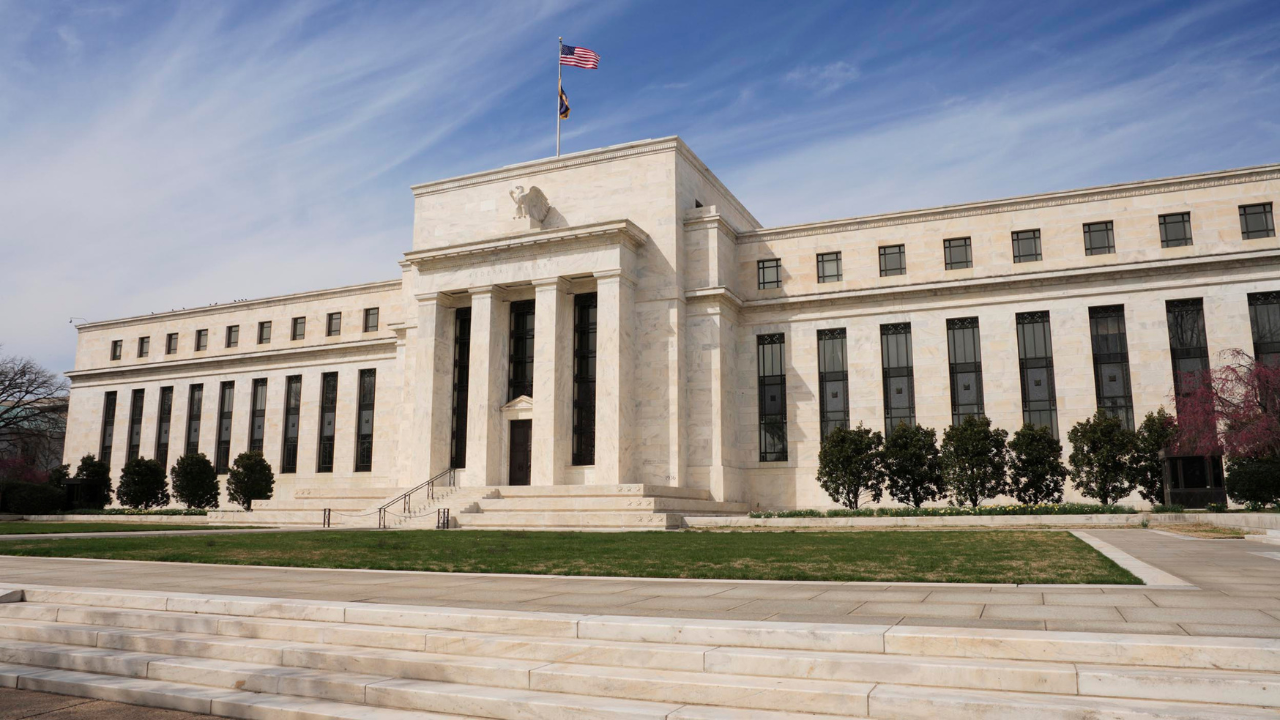 Fed: guerra no Irã limita visibilidade sobre os juros
