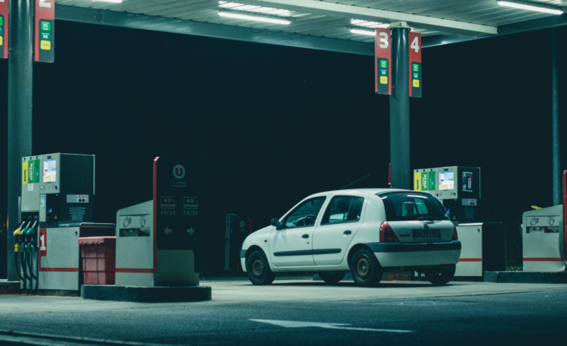 Gasolina cara pressiona construtoras dos EUA