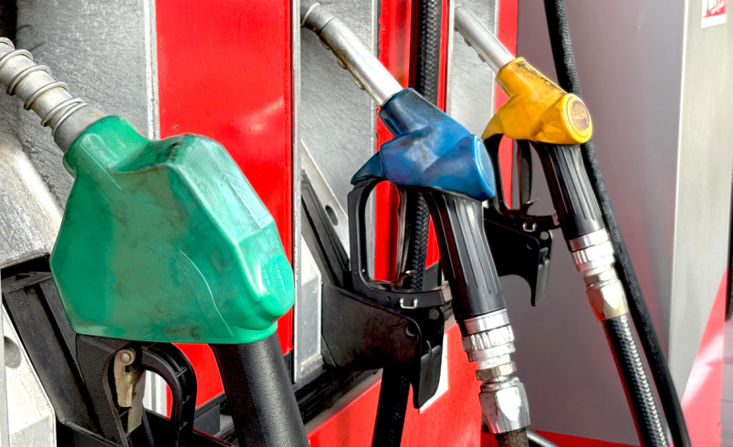 Gasolina cara pressiona supercommuters dos EUA