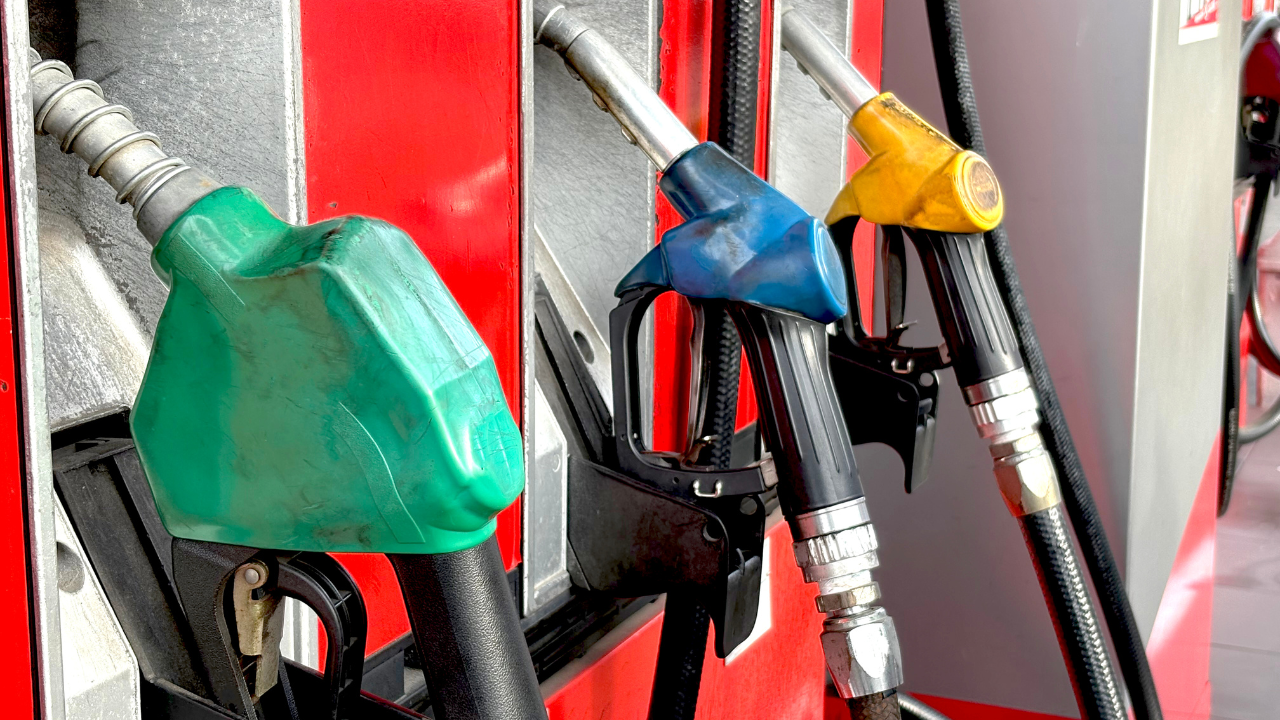 Gasolina cara pressiona supercommuters dos EUA