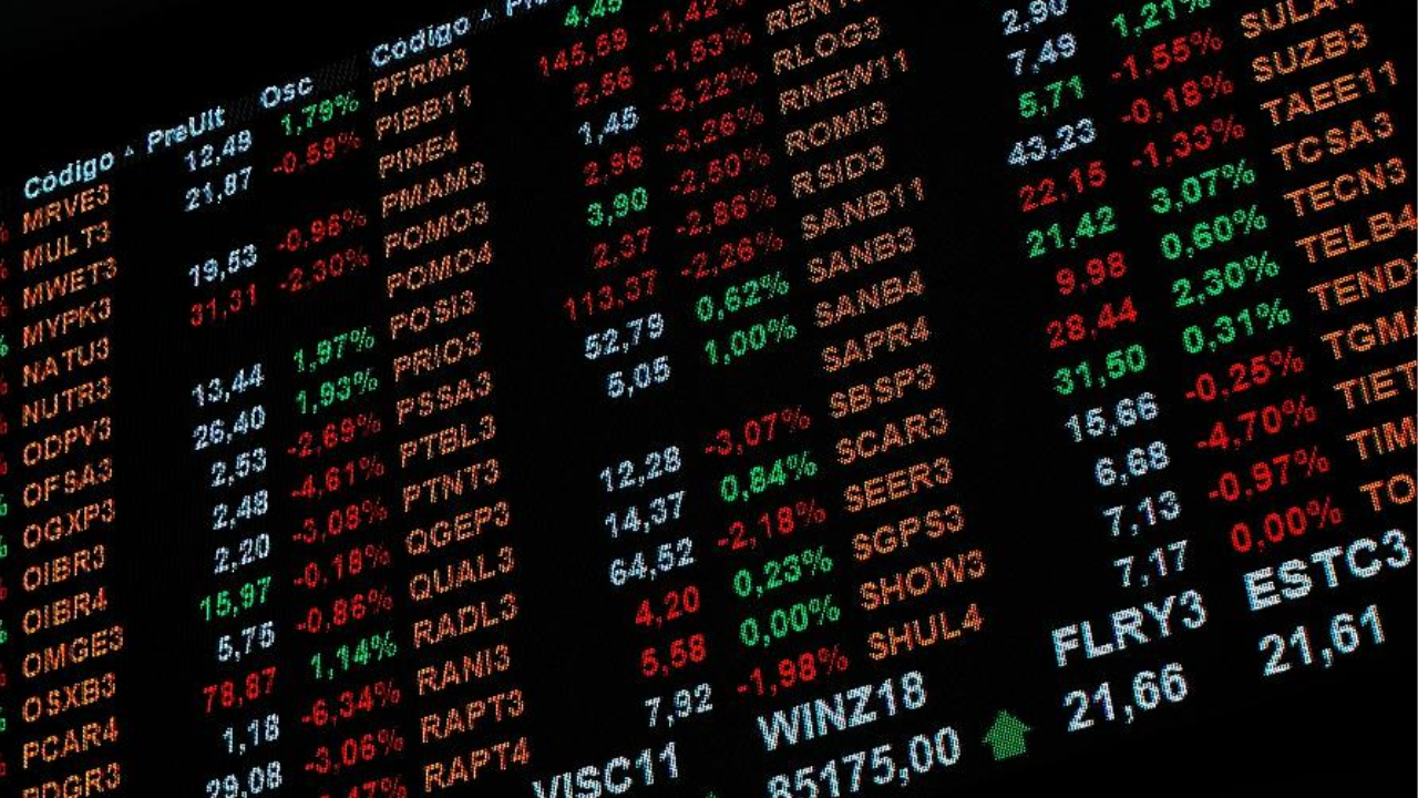Nasdaq recua após inflação elevada nos EUA