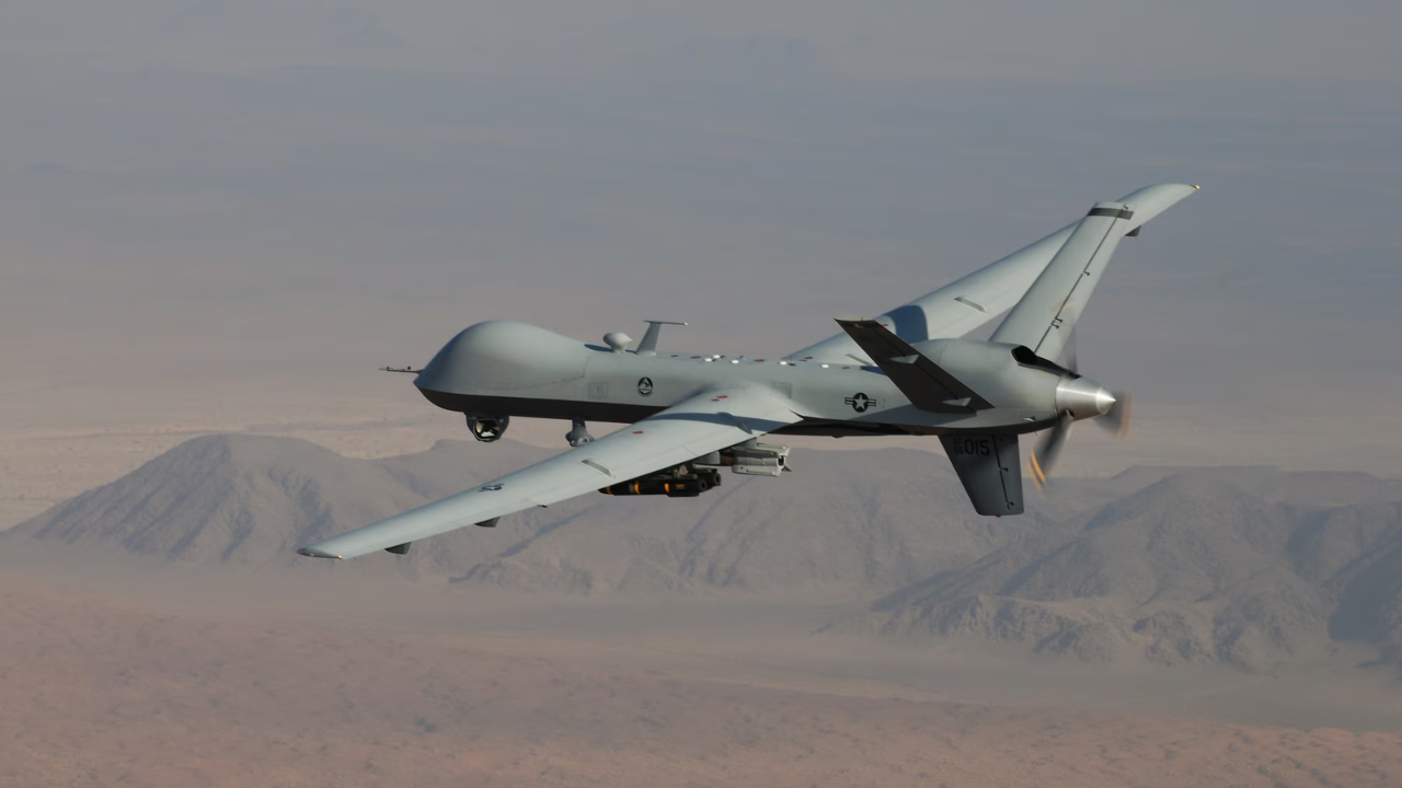 Drones iranianos abatidos pelo Exército dos EUA sobre o Estreito de Hormuz