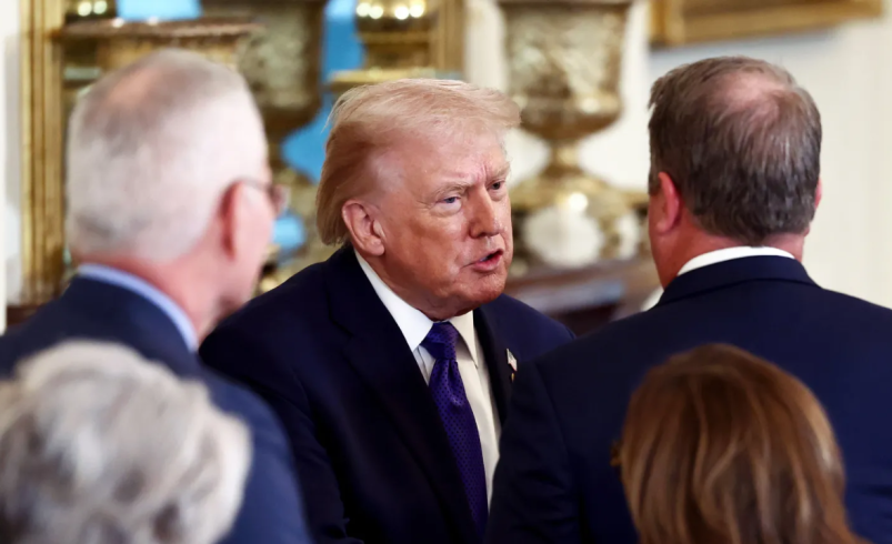 Petróleo recua enquanto Trump define linhas vermelhas para cessar-fogo com Irã