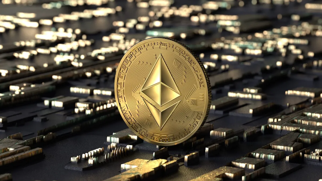 Ethereum reforça cenário altista com acúmulo de whales e roadmap Lean Ethereum