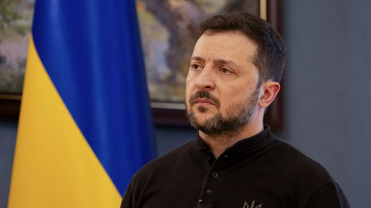 Ucrânia atinge 90 petroleiros russos em Azov