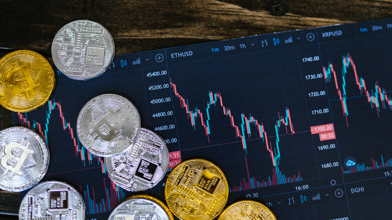 Liquidações_cripto_chegam_a_US$_330_mi,_com_ETH_na_frente