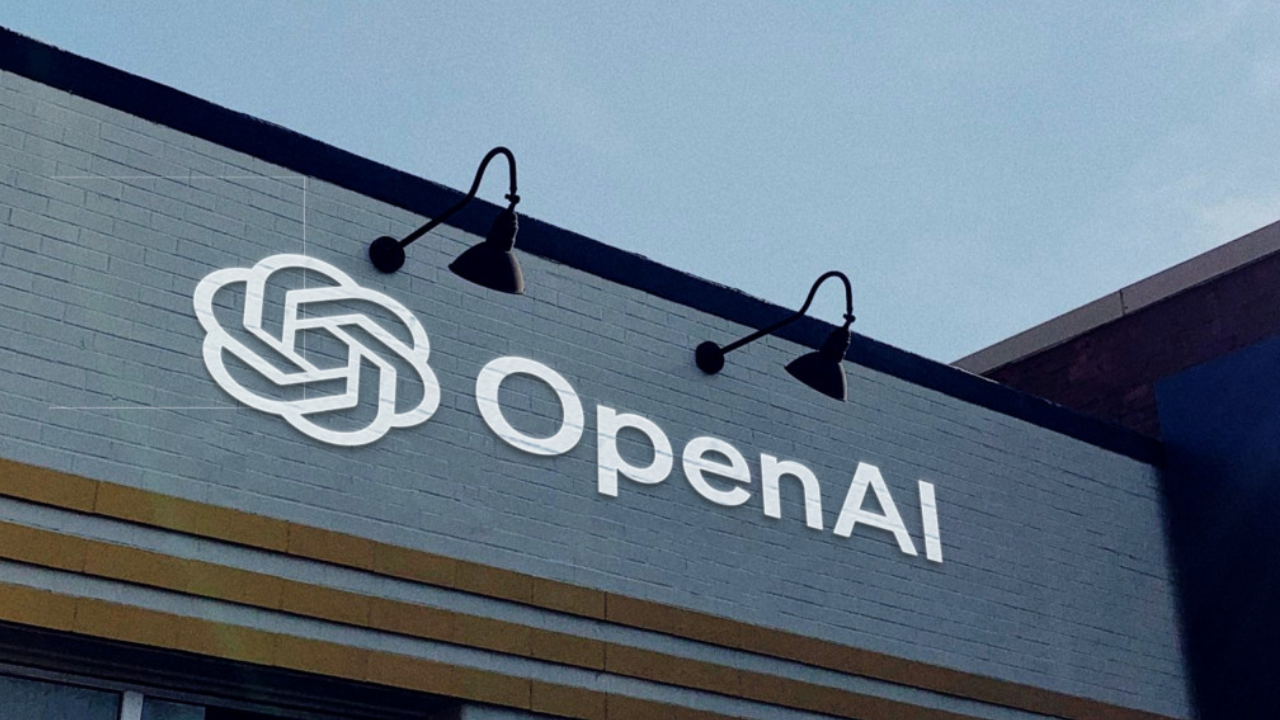 Saída do chefe de data centers expõe pressão sobre a estrutura da OpenAI antes do IPO