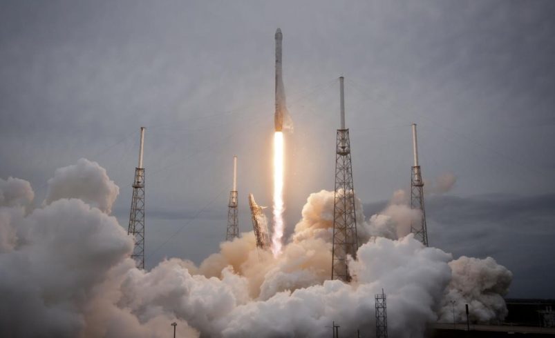 SpaceX pode considerar desdobramento de ações se preço subir ou houver aquisição